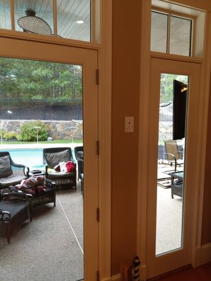 Before & After Window Cleaning in Lynnfield, MA (6)