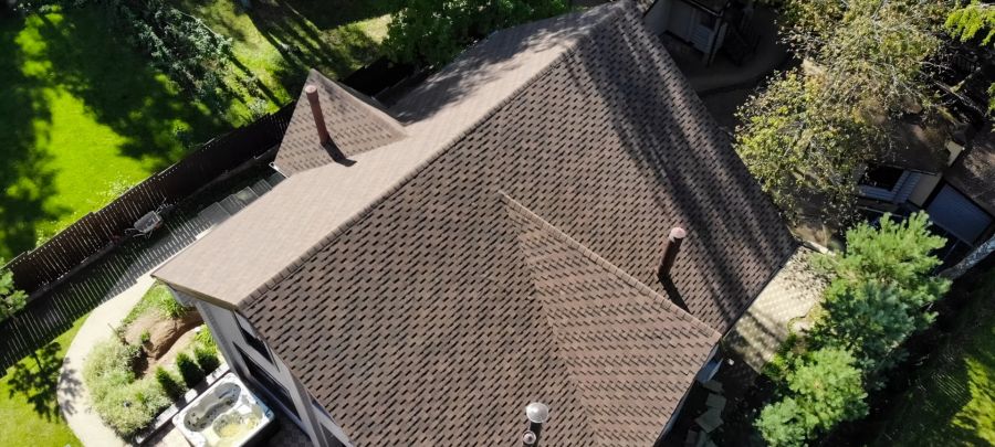 Roof Washing by Viviane's Cleaning & Restoration Inc