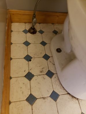 Before & After House Cleaning in Salem, MA (5)