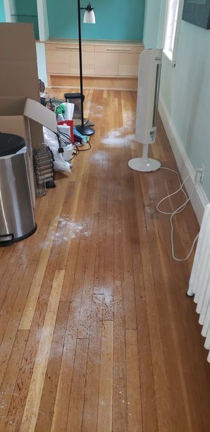 Move In Cleaning in Peabody, MA before (1)