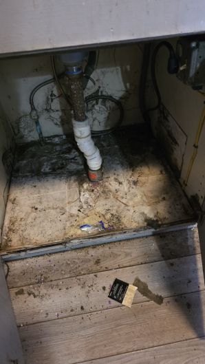 Hoarding Cleanup & Junk Removal in Gloucester, MA (Before) (1)