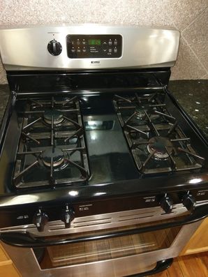 Woburn, MA House Cleaning - AFTER: Kitchen, Appliances & Floors (9)
